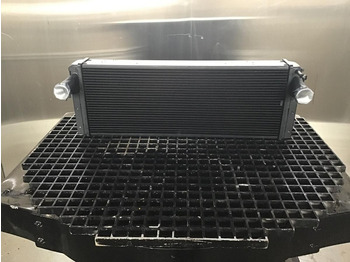 Ftohësi i ndërmjetëm LIEBHERR