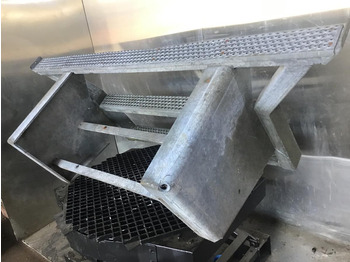 Kabina dhe interier LIEBHERR