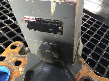 Sistemi hidraulik LIEBHERR