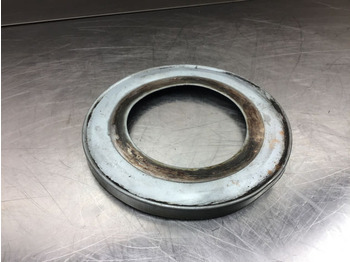 Pjesë këmbimi Liebherr Bearing Cover Ring: foto 5 Pjesë këmbimi Liebherr Bearing Cover Ring: foto 5