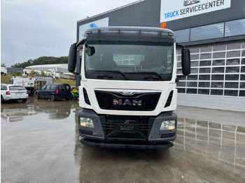 Lizingu i MAN TGS 28.440 6x2 UT GIGANT MAN TGS 28.440 6x2 UT GIGANT: foto 2