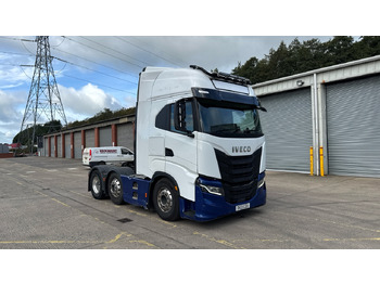 Gjysmë-kamion IVECO S-WAY