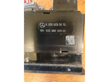 Sistemi elektrik për Kamioni Mercedes Atego Sicherungskasten (Zentralelektrik) A0015433115: foto 2