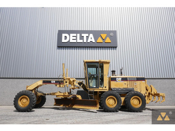 Makinë niveluese CATERPILLAR 12H