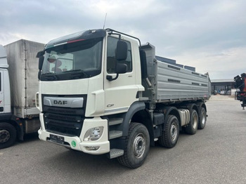 Kamion vetëshkarkues DAF CF 480