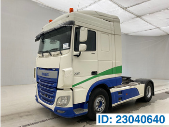 Gjysmë-kamion DAF XF 460