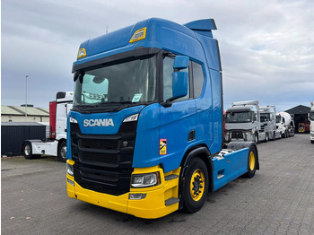 Gjysmë-kamion SCANIA R 410