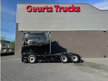 Gjysmë-kamion SCANIA S 660 V8
