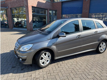 Veturë MERCEDES-BENZ