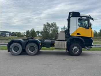 Gjysmë-kamion MERCEDESBENZ AROCS 3345: foto 5