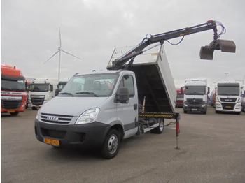 Kamion vetëshkarkues IVECO Daily 50c18