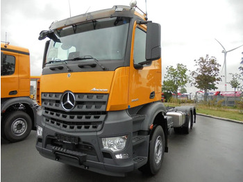 Lizingu i Mercedes-Benz Arocs AROCS 2848 6X2 MET FABRIEKS GARANTIE Mercedes-Benz Arocs AROCS 2848 6X2 MET FABRIEKS GARANTIE: foto 4 Lizingu i Mercedes-Benz Arocs AROCS 2848 6X2 MET FABRIEKS GARANTIE Mercedes-Benz Arocs AROCS 2848 6X2 MET FABRIEKS GARANTIE: foto 4