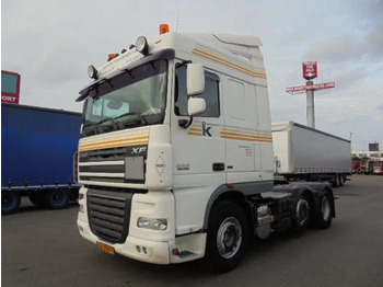 Gjysmë-kamion DAF XF 105 460