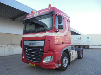 Gjysmë-kamion DAF XF 440