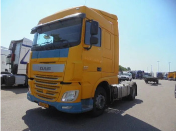 Gjysmë-kamion DAF XF 440