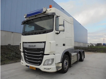 Gjysmë-kamion DAF XF 460