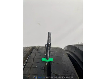 Gomë për Kamioni Bridgestone Bridgestone 265/70R17.5 Duravis R-Steer002 138/136 M M+S 3PMSF gebruikte set: foto 3 Gomë për Kamioni Bridgestone Bridgestone 265/70R17.5 Duravis R-Steer002 138/136 M M+S 3PMSF gebruikte set: foto 3