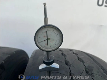 Gomë për Kamioni Goodyear Goodyear 315/70R22.5 Kmax S HL G2 156/150 M+S 3PMSF gebruikte set: foto 3 Gomë për Kamioni Goodyear Goodyear 315/70R22.5 Kmax S HL G2 156/150 M+S 3PMSF gebruikte set: foto 3