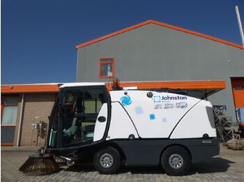 Makinë fshirëse për rrugët JOHNSTON