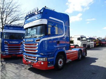 Gjysmë-kamion SCANIA R 580