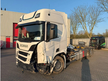 Transportjer kontejnerësh/ Kamion me karroceri të çmontueshme SCANIA R 450