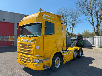 Gjysmë-kamion SCANIA R 520