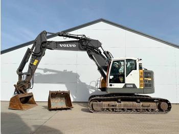 Ekskavator me zinxhirë VOLVO ECR235EL