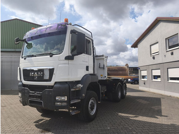 Kamion vetëshkarkues MAN TGS 26.400