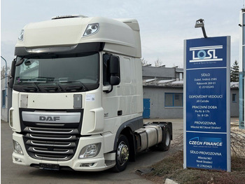 Gjysmë-kamion DAF XF 460