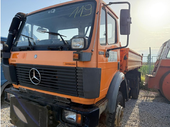 Kamion vetëshkarkues MERCEDES-BENZ