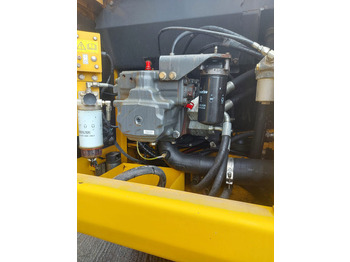 Ekskavator 2012 Komatsu PC240LC-8: foto 2