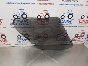 Grilë për Traktor New Holland T7.200, T6000, T6030, T7.185 Bonnet Grille Rhs 87727712: foto 3 Grilë për Traktor New Holland T7.200, T6000, T6030, T7.185 Bonnet Grille Rhs 87727712: foto 3