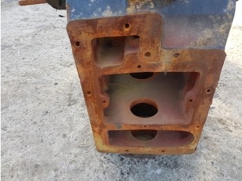 Kutia e marsheve për Traktor New Holland Tm130, Tm120, Tm140 Transmission Housing 47125398, 44985001: foto 5