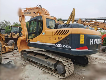 Ekskavator me zinxhirë HYUNDAI