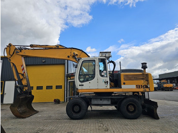 Ekskavator me goma LIEBHERR A 914