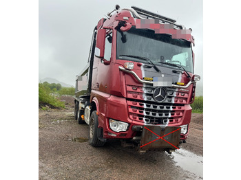 Kamion vetëshkarkues MERCEDES-BENZ Arocs 2658