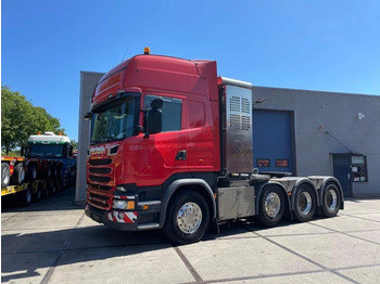 Gjysmë-kamion SCANIA R 580