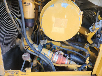 Buldozer CAT D6R SERIE II: foto 4