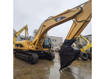 Ekskavator me zinxhirë CATERPILLAR 312D