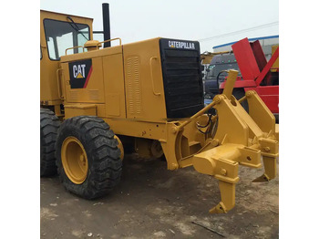 Makinë niveluese CATERPILLAR 140H