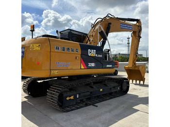 Ekskavator CATERPILLAR 320D2