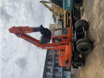 Ekskavator me zinxhirë Used excavator doosan dx60  excavators earth-moving machinery doosan dx60 dx80 dx75 dx225 dh60 dh60-7for sale: foto 3