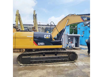 Ekskavator me zinxhirë CATERPILLAR 320D2