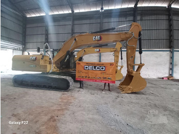 Ekskavator me zinxhirë CATERPILLAR 320D3