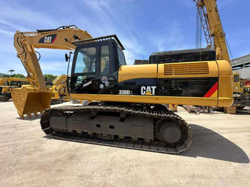 Ekskavator me zinxhirë CATERPILLAR 336D