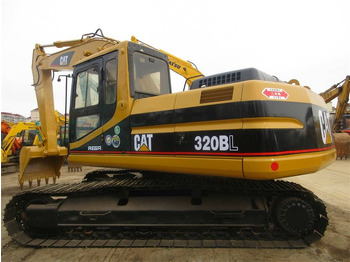 Ekskavator me zinxhirë CATERPILLAR 320BL