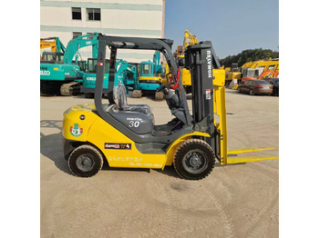Pirun më naftë KOMATSU FD30: foto 4