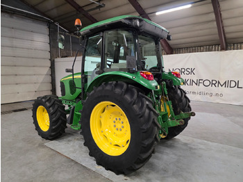 Traktor John Deere 5720: foto 4