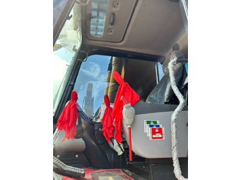 Ekskavator me zinxhirë Komatsu PC 240: foto 5