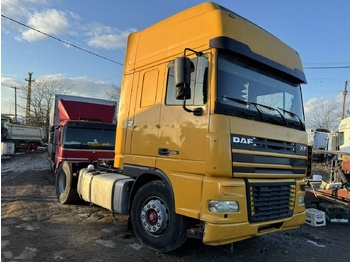 Gjysmë-kamion DAF XF 95 430